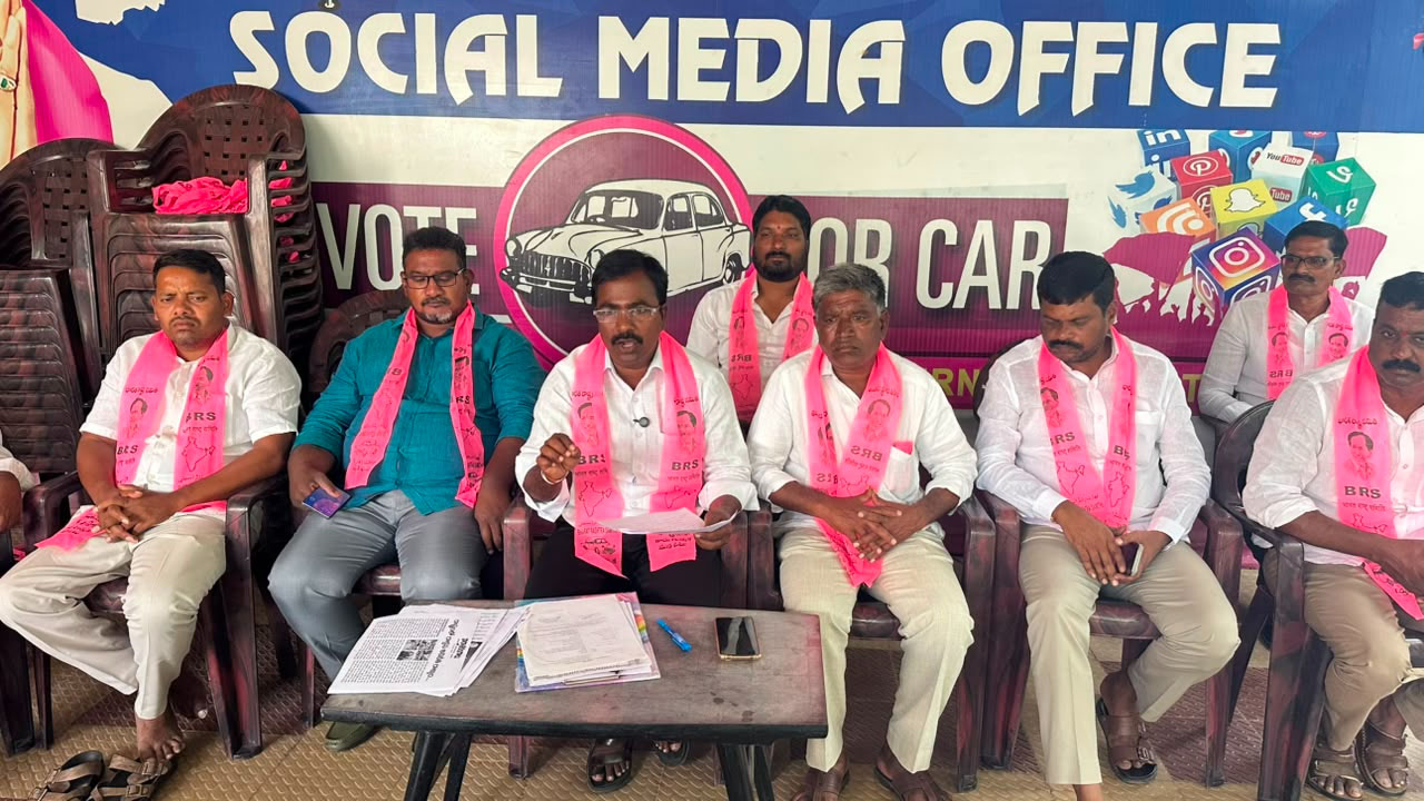 Mahabubnagar | బెదిరింపు రాజకీయాలకు భయపడే ప్రసక్తే లేదు : బీఆర్‌ఎస్‌ నాయకుల వెల్లడి
