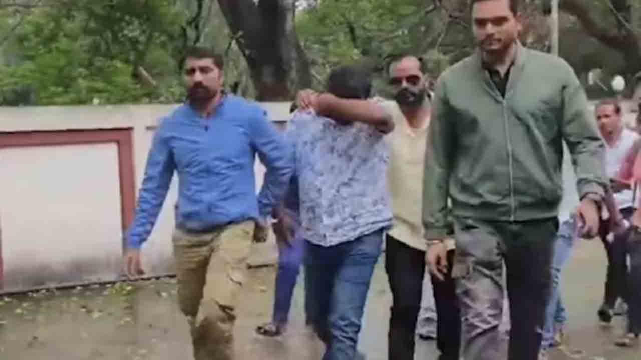 TET Paper Leak | మహారాష్ట్ర టెట్‌ పేపర్‌ లీక్‌ సూత్రధారి.. బీహార్‌లో అరెస్ట్‌