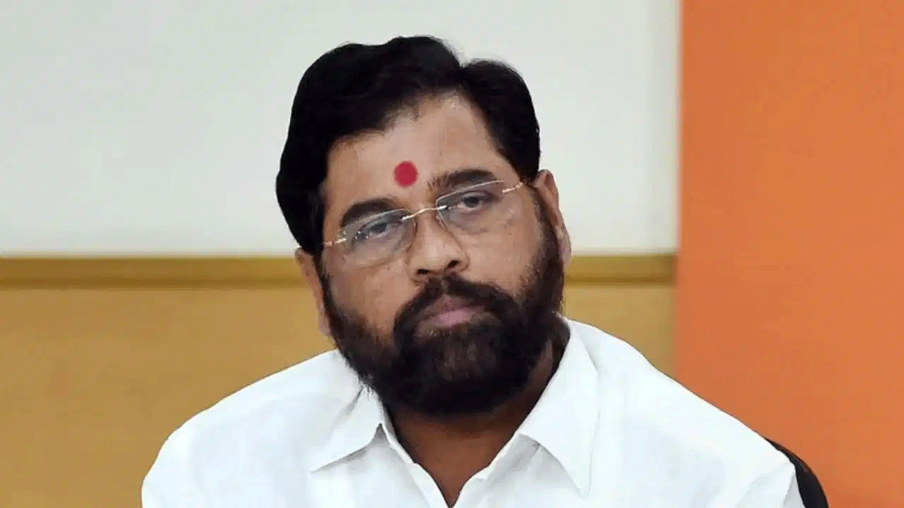 Eknath Shinde | మ‌హారాష్ట్ర డిప్యూటీ సీఎం ఏక్‌నాథ్ షిండేకు అస్వ‌స్థ‌త‌.. ఆస్ప‌త్రికి త‌ర‌లింపు..!