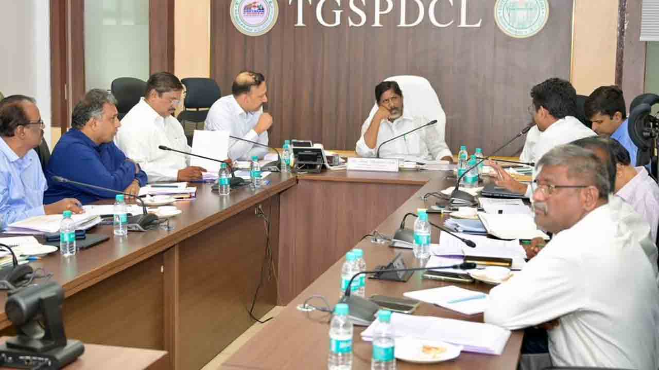 విద్యుత్‌ పంపిణీ వ్యవస్థను ఆధునిక సాంకేతికతతో బలోపేతం చేయాలి