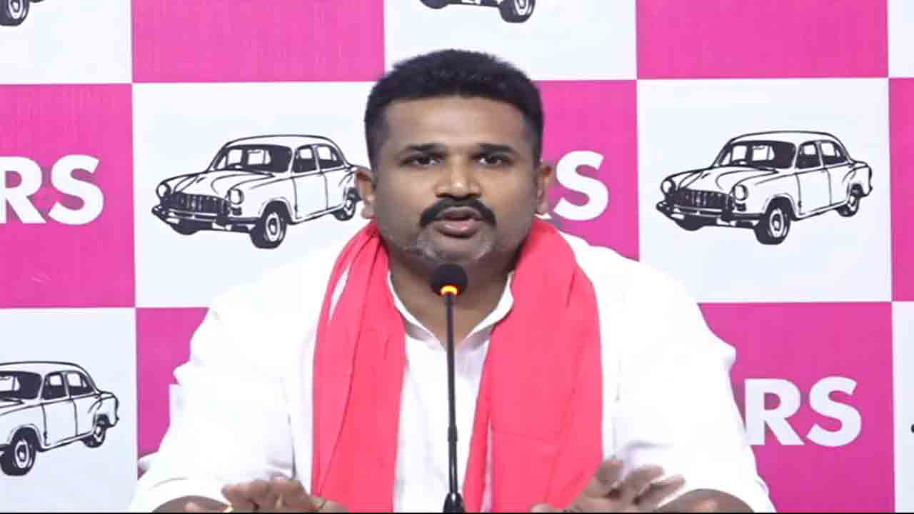 Manne krishank | నీట్‌ టాపిక్‌ డైవర్షన్‌ కోసమే కేటీఆర్‌ను టార్గెట్ చేసిన బండి సంజయ్, రేవంత్ రెడ్డి : మన్నె క్రిశాంక్‌