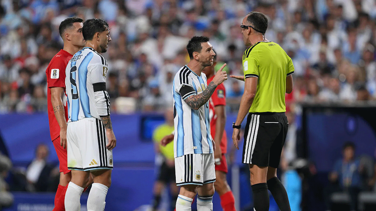 Lionel Messi | ‘నాతో స‌వ్యంగా మాట్లాడు’.. రిఫ‌రీకి లియోన‌ల్ మెస్సీ వార్నింగ్‌