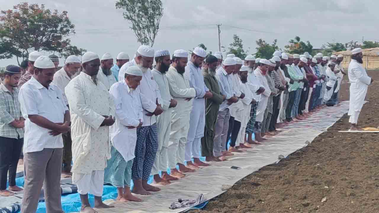 వరుణుడి కటాక్షానికి..