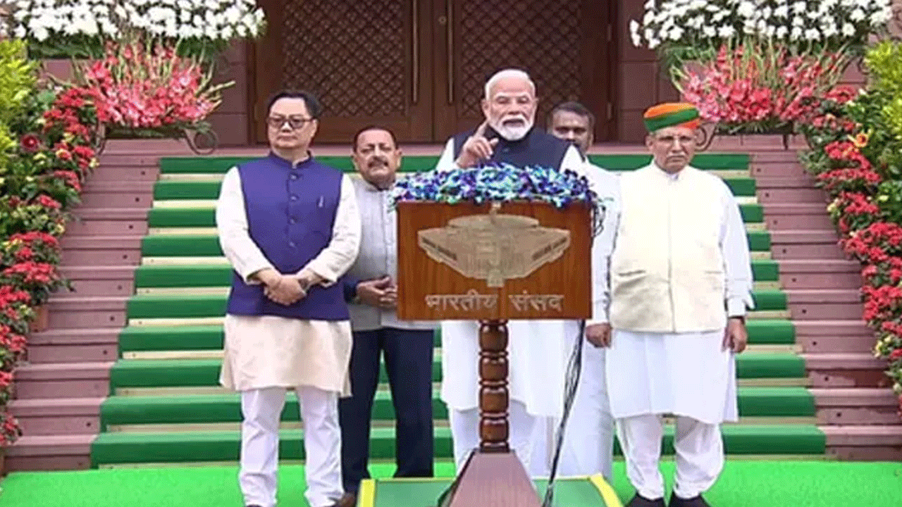 PM Modi | వ‌ర్షాకాలం, వ‌ర్షాకాల పార్ల‌మెంట్‌ స‌మావేశాలు రెండూ దేశానికి ఫ‌ల‌ప్ర‌దంగా ఉండాలి : ప్ర‌ధాని మోదీ
