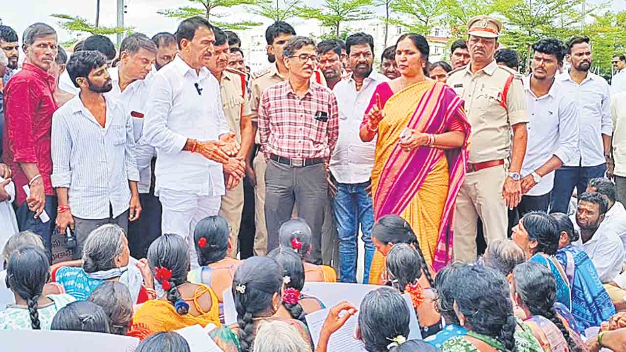 స్టీల్‌ కంపెనీ విస్తరణ అనుమతులు రద్దుచేయాలి