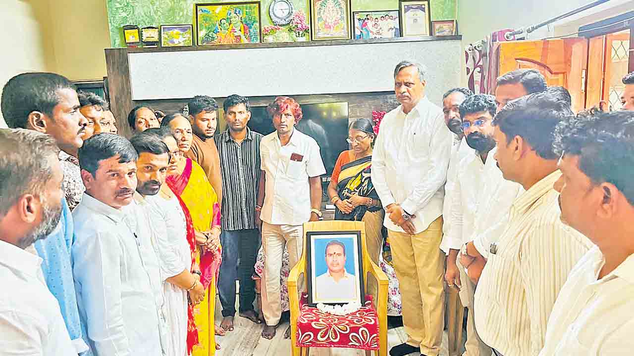 రిటైర్డ్‌ టీచర్‌ది ముమ్మాటికీ సర్కార్‌ హత్యే.. ఎమ్మెల్యే పల్లా రాజేశ్వర్‌రెడ్డి ఫైర్‌