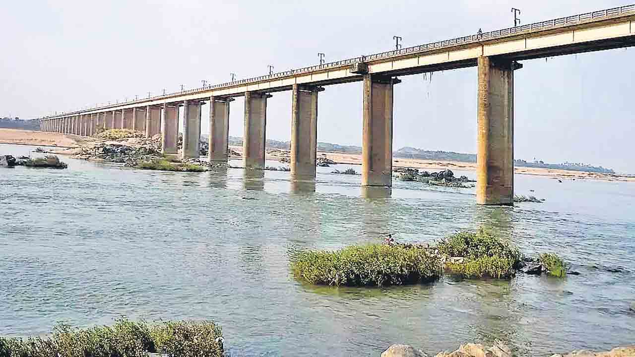 గోదావరి నీటి లభ్యతపై మళ్లీ లెక్కలు.. అన్ని రాష్ట్రాలకు ఎన్‌డబ్ల్యూడీఏ లేఖ
