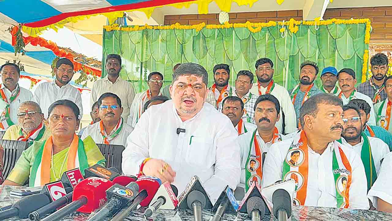 దేవుడి పేరుతో బీజేపీ రాజకీయాలు