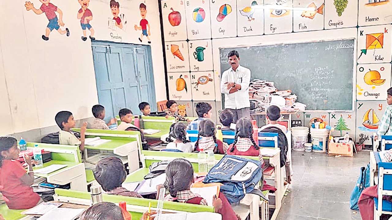నాసిరకం భోజనంపై విచారణ