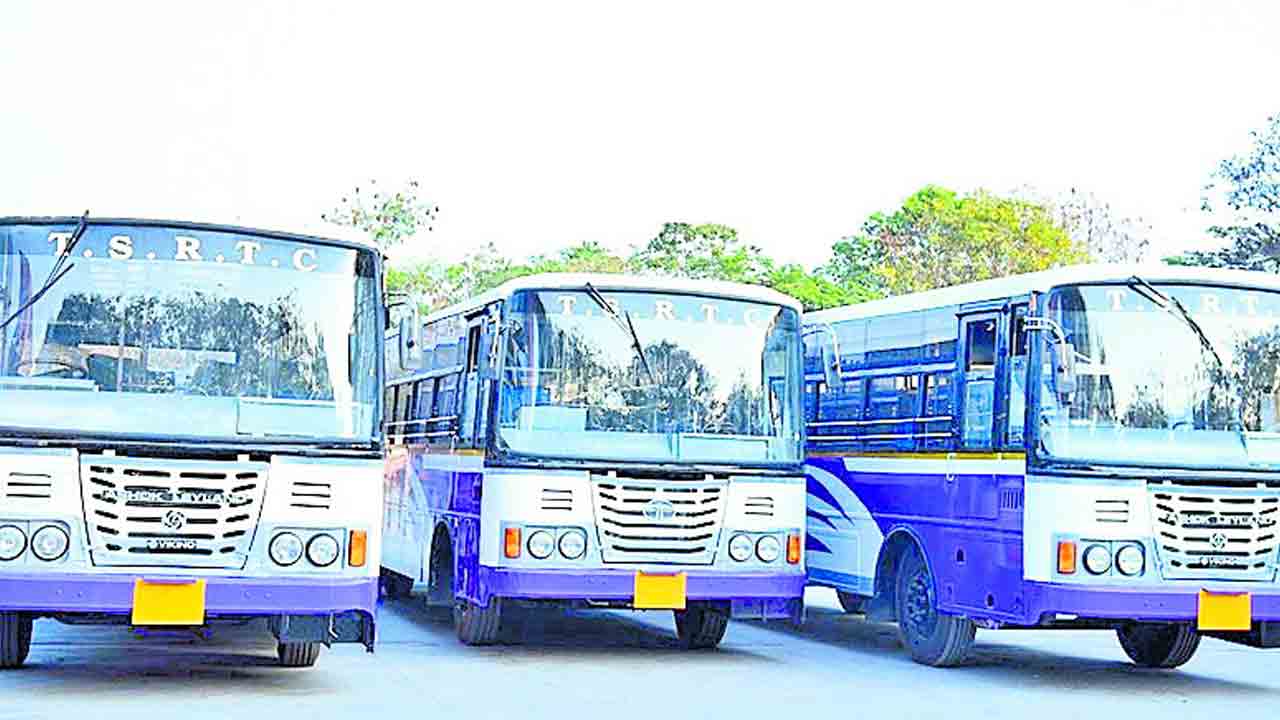 ఆర్టీసీలో ఔట్‌సోర్సింగ్‌ దందా