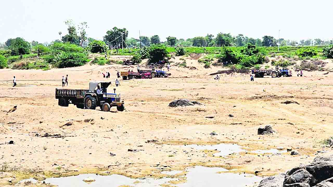 అనుమతి కొంత.. రవాణా కొండంత