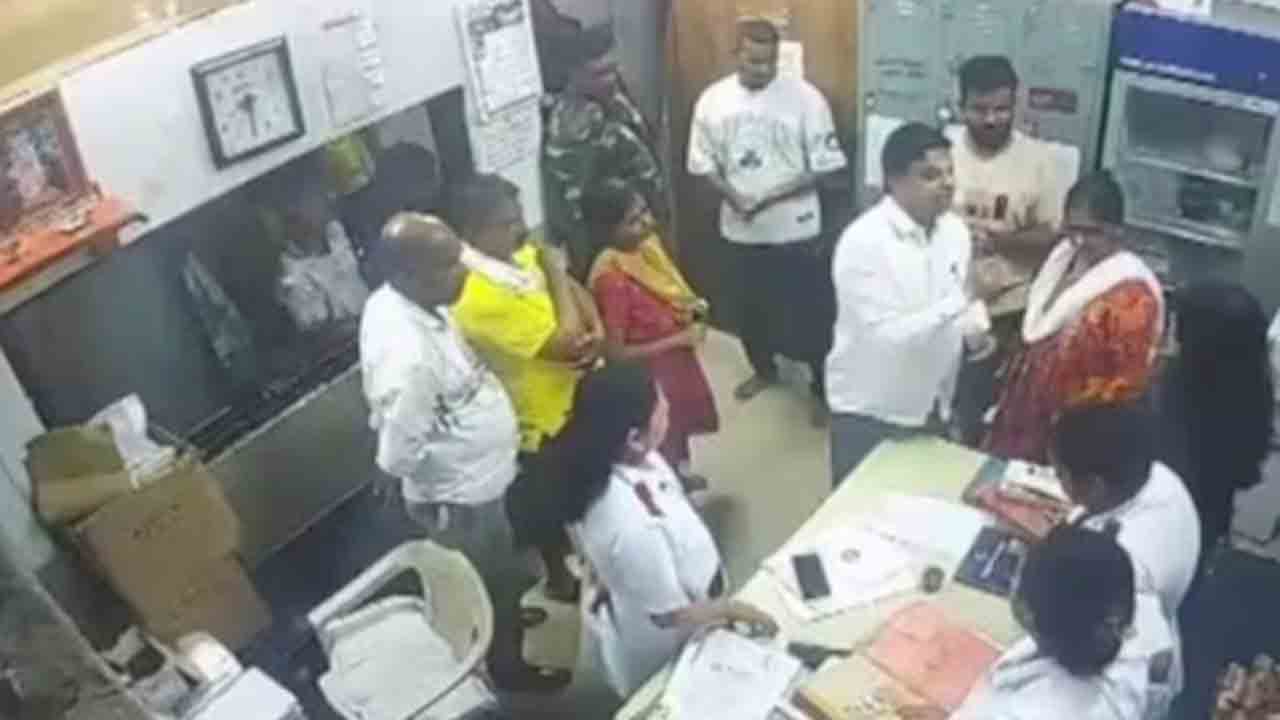 Sena Corporator Arrested | వైద్యురాలు, సిబ్బందిపై దాడి చేసిన శివసేన కార్పొరేటర్‌ అరెస్ట్‌