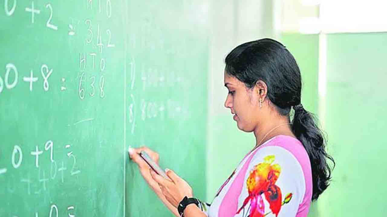 భాషా బోధకులకు అన్యాయం