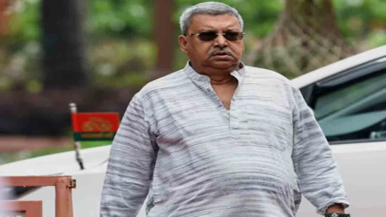 TMC MP Kalyan Banerjee | సభలో మహిళా ఎంపీలపై వ్యాఖ్యలు.. టీఎంసీ ఎంపీ సస్పెండ్‌