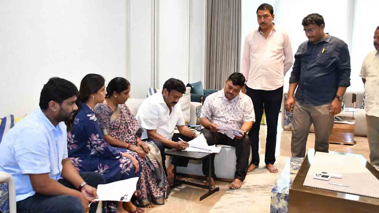 Talasani Srinivas Yadav | ‘సర్‌’ కార్యక్రమంలో ఎమ్మెల్యే తలసాని శ్రీనివాస్ యాదవ్ ఫ్యామిలీ