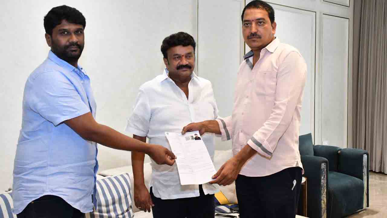Talasani Srinivas Yadav1