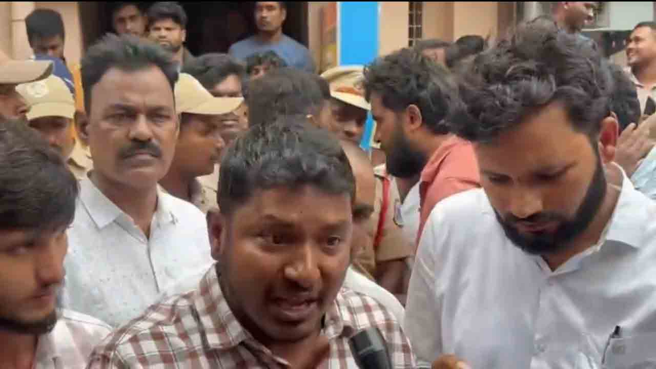 Unemployees | చచ్చిపోతే నువ్వు సచ్చిపో.. రేవంత్ రెడ్డిపై నిరుద్యోగి ఫైర్.. వీడియో