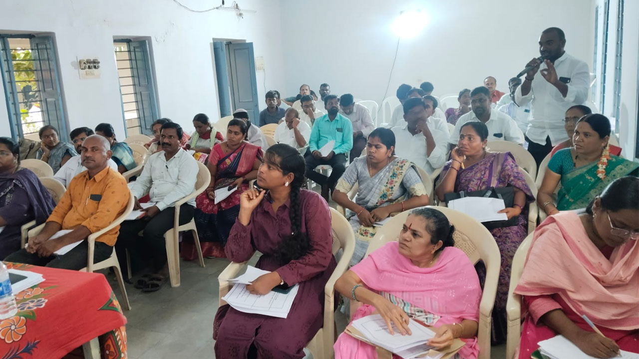 Indiramma Houses | ఇందిరమ్మ ఇళ్ల మంజూరులో మంత్రి సిఫారుసు లేఖపై సర్పంచుల అభ్యంతరం