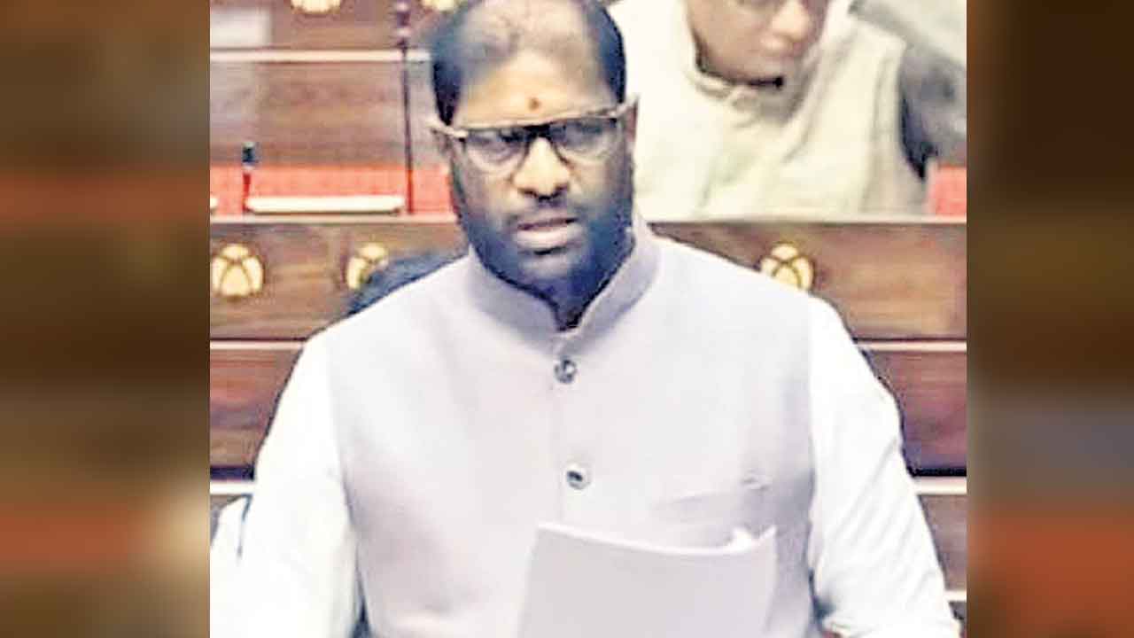 తెలంగాణకు సకాలంలో యూరియా పంపండి