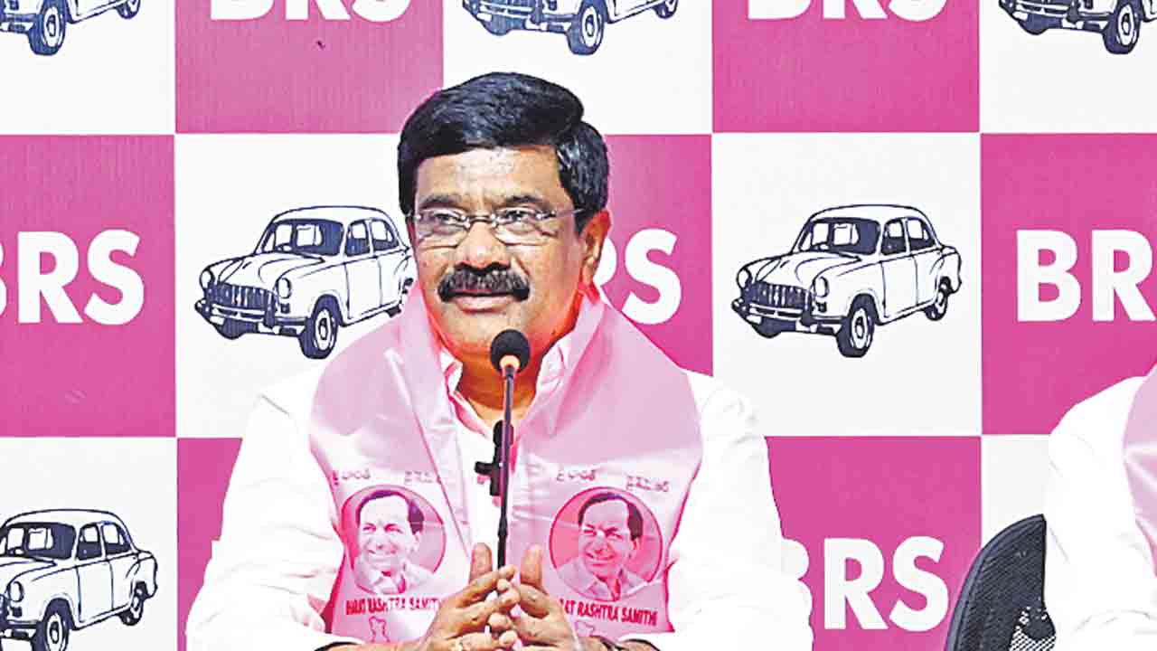 పారిపోవడం రేవంత్‌ నైజం.. ధ్వజమెత్తిన వేముల ప్రశాంత్‌రెడ్డి