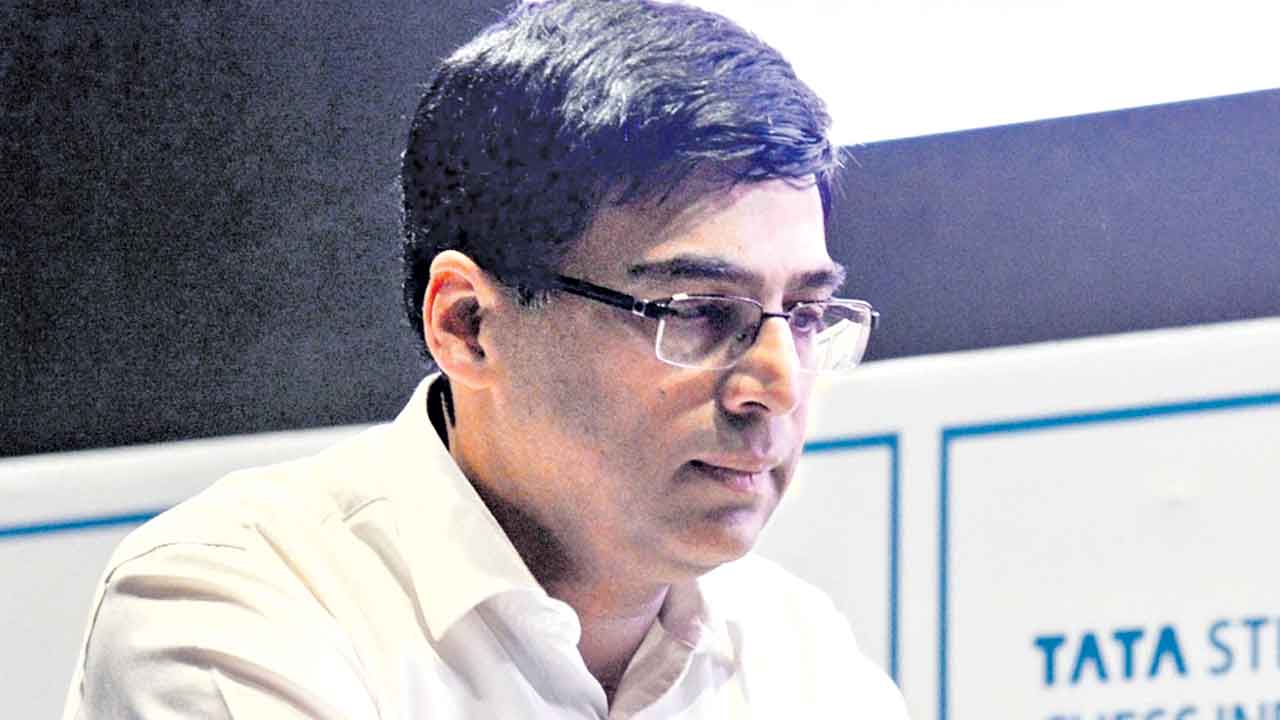 ఫిడే తాత్కాలిక అధ్యక్షుడిగా ఆనంద్‌