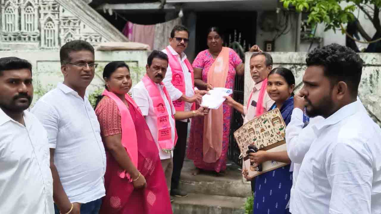 ఎస్ఐర్పై ఓటర్ల కుస్తీ