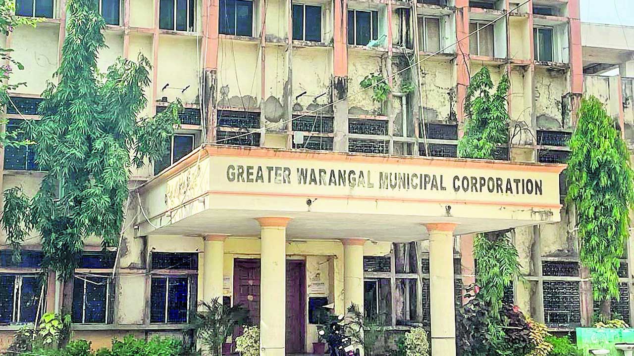 ఎల్‌ఆర్‌ఎస్‌పై ఇంత నిర్లక్ష్యమా?