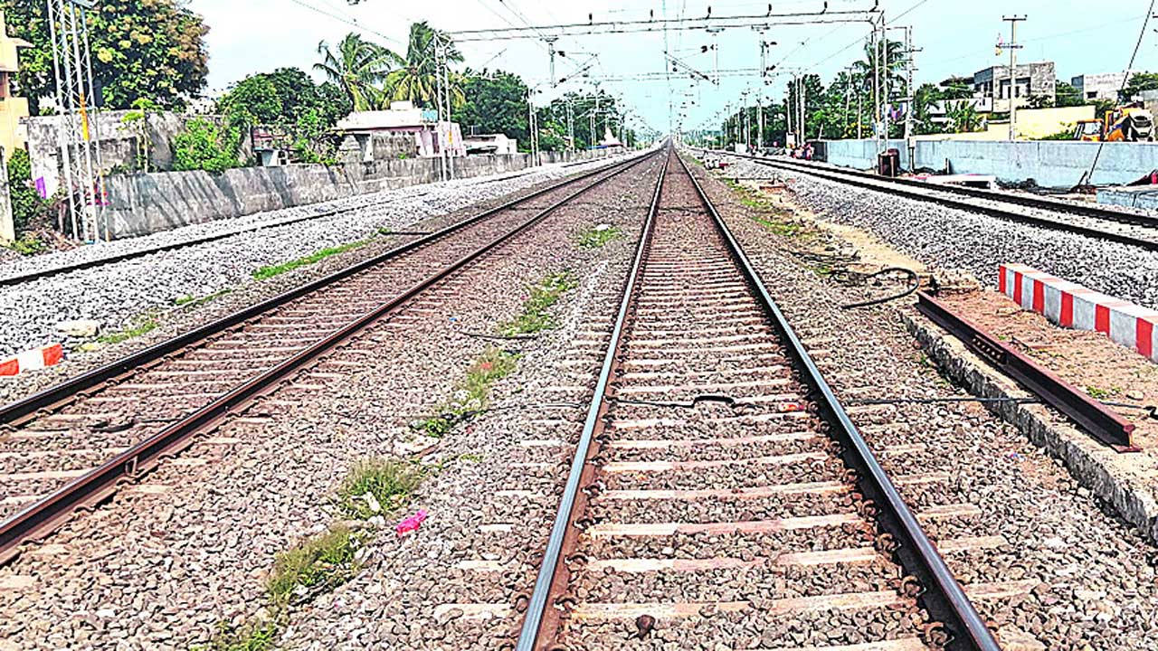 పూర్తయిన రైల్వే మూడోలైన్‌..