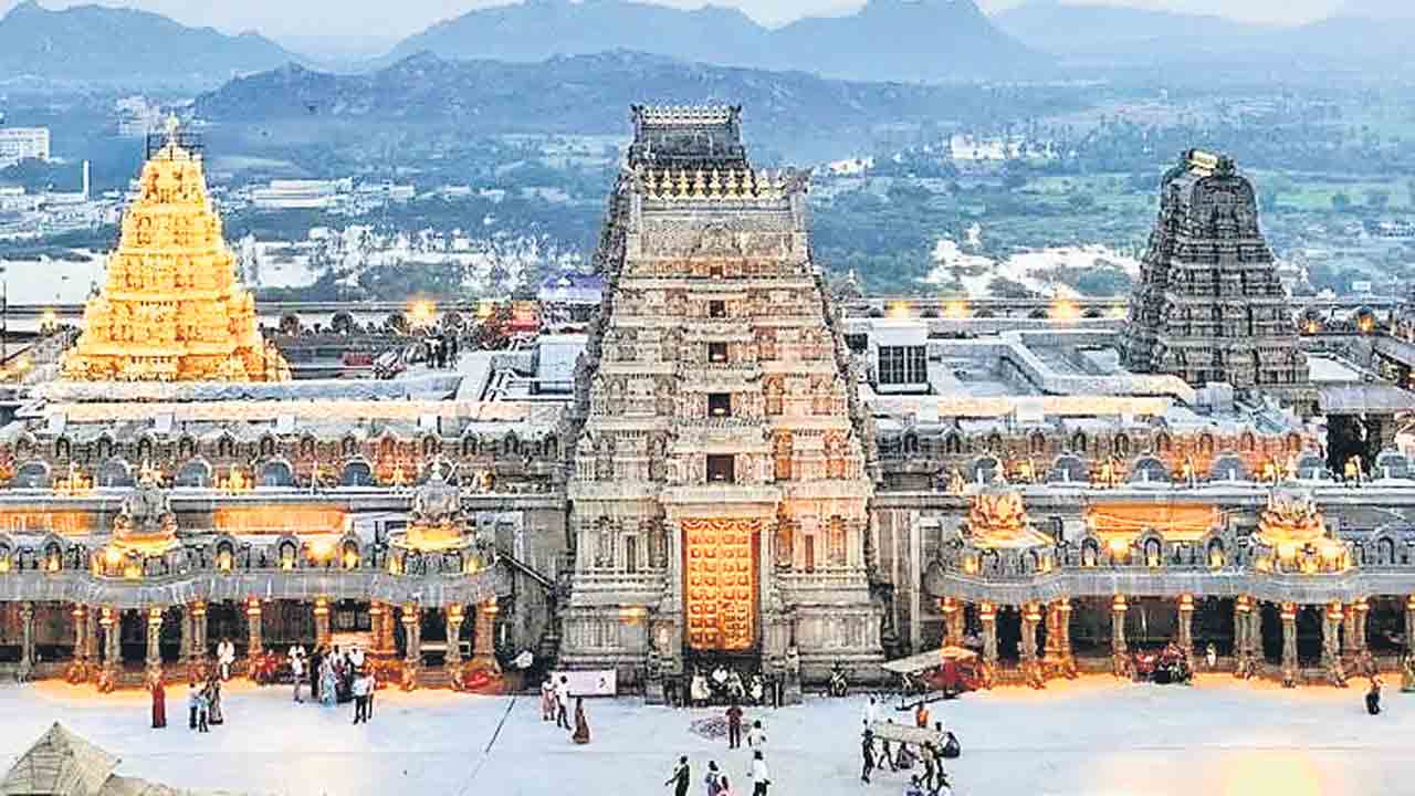 దేవాలయమా.. వ్యాపారకేంద్రమా!