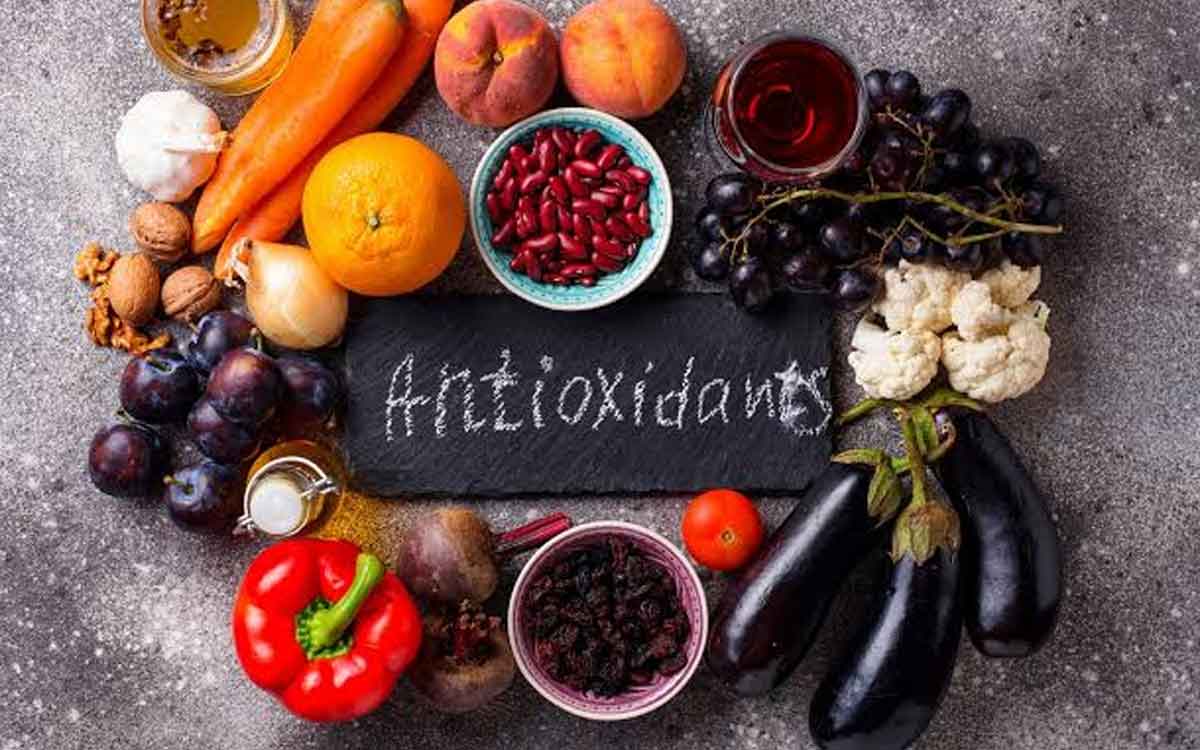 Anti Oxidants | యాంటీ ఆక్సిడెంట్లు అంటే ఏమిటి.. ఇవి శ‌రీరంలో ఏం చేస్తాయి.. ఎలా పొందాలి..?