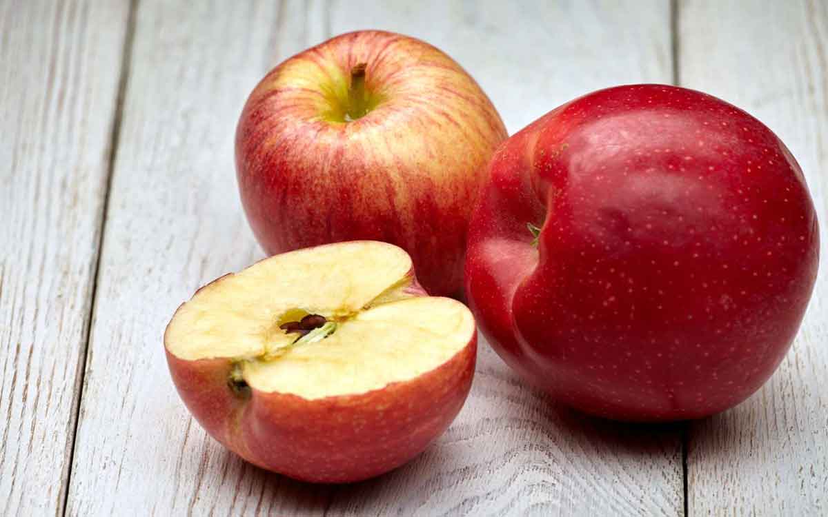 Apple | యాపిల్ మ‌న ఆరోగ్యానికి నిజంగానే మేలు చేస్తుందా.. వైద్య నిపుణులు ఏమంటున్నారు..?