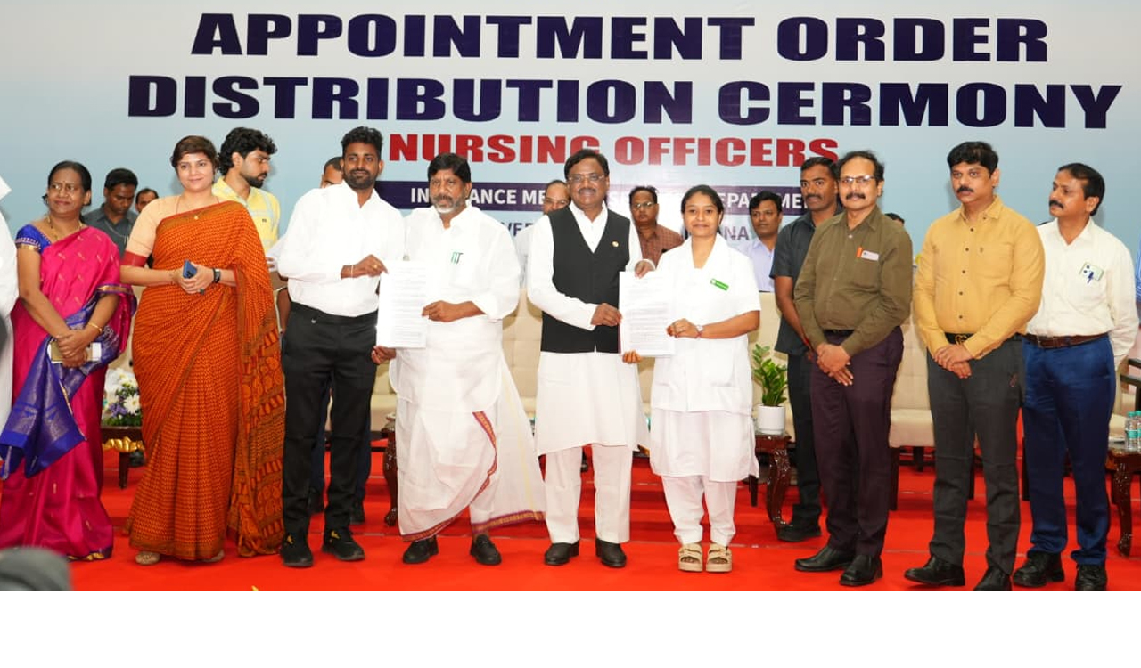 247 మంది స్టాఫ్ నర్సులకు నియామక పత్రాలు అందజేసిన ఉపముఖ్య మంత్రి భట్టి, మంత్రి వివేక్