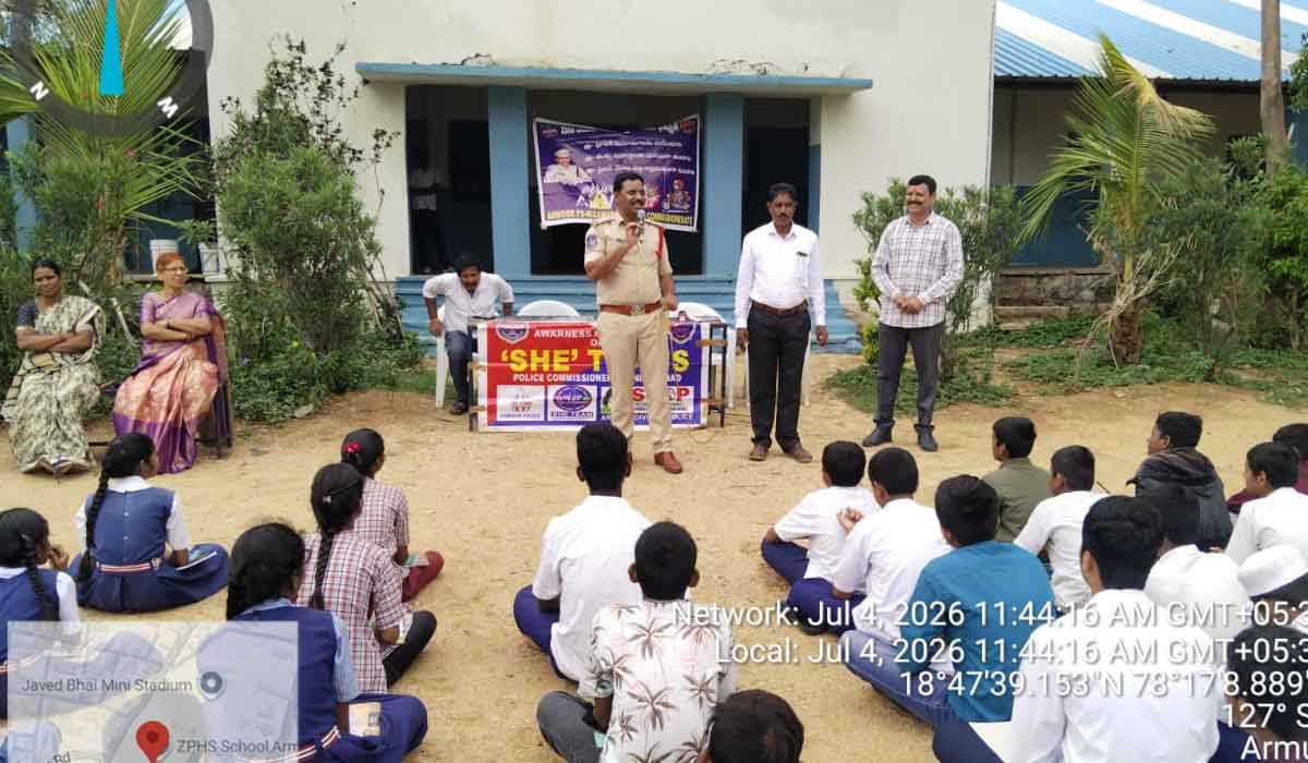 Drugs | మత్తు పదార్థాలకు దూరంగా ఉండాలి.. ఆర్మూర్‌ ఎస్సై యాసరి అరాఫత్‌