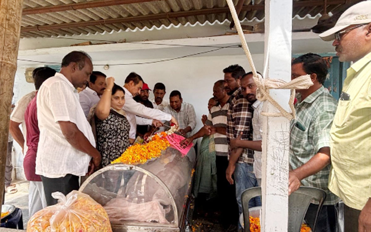 తెలంగాణ మలిదశ ఉద్యమ నాయకుడు ఏవీఆర్ కన్నుమూత