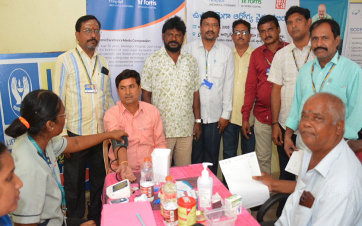 ‘వైద్య శిబిరాలను ప్ర‌జ‌లు సద్వినియోగం చేసుకోవాలి’
