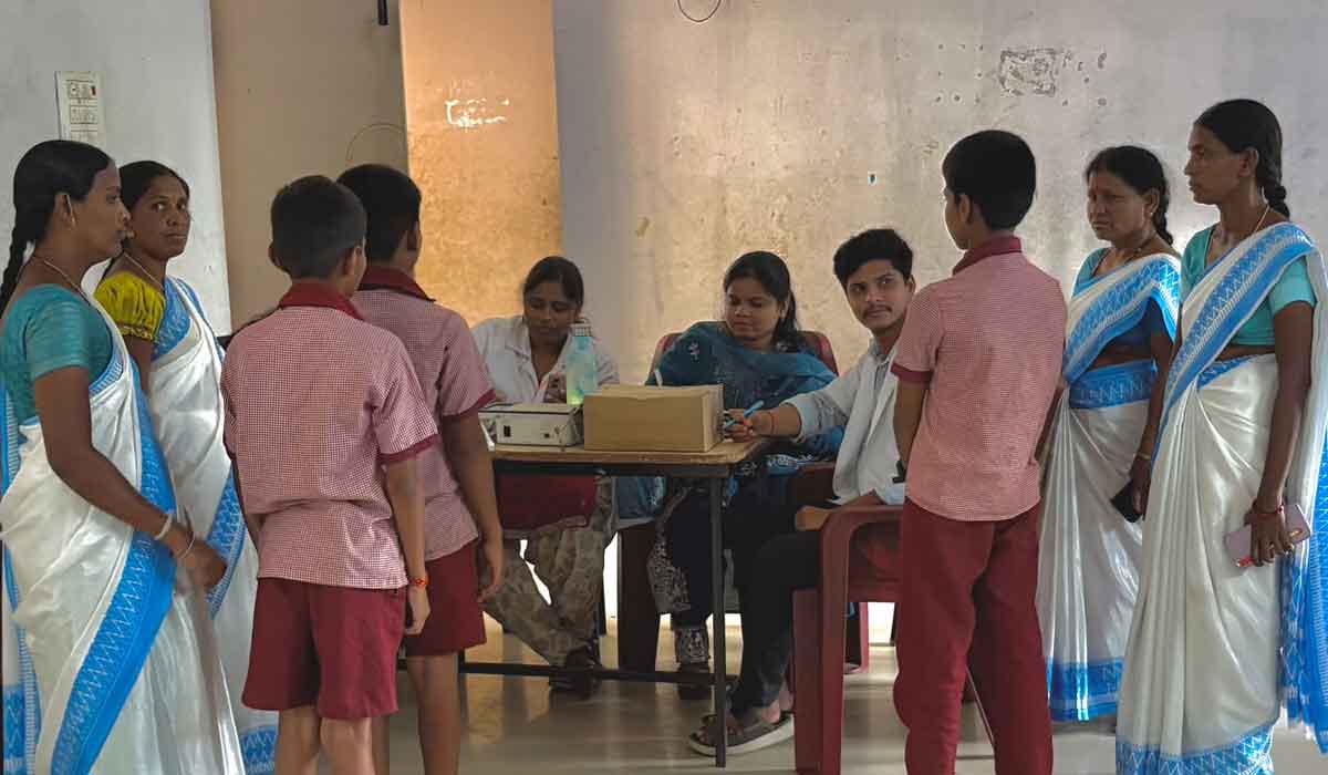 Beerkur MJP School | బీర్కూరు ఎంజేపీలో ఫుడ్‌ఫాయిజన్‌.. 17 మంది విద్యార్థులకు అస్వస్థత