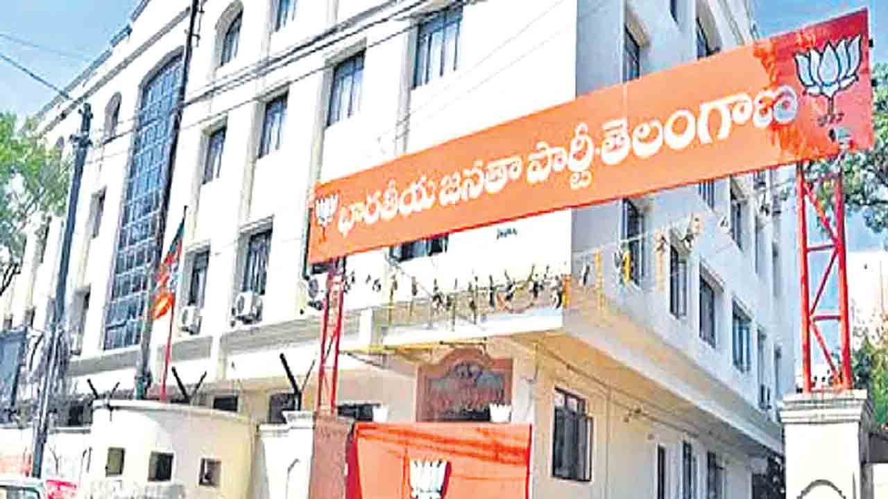 తామరపువ్వు ఎడారిల పూస్తదా?