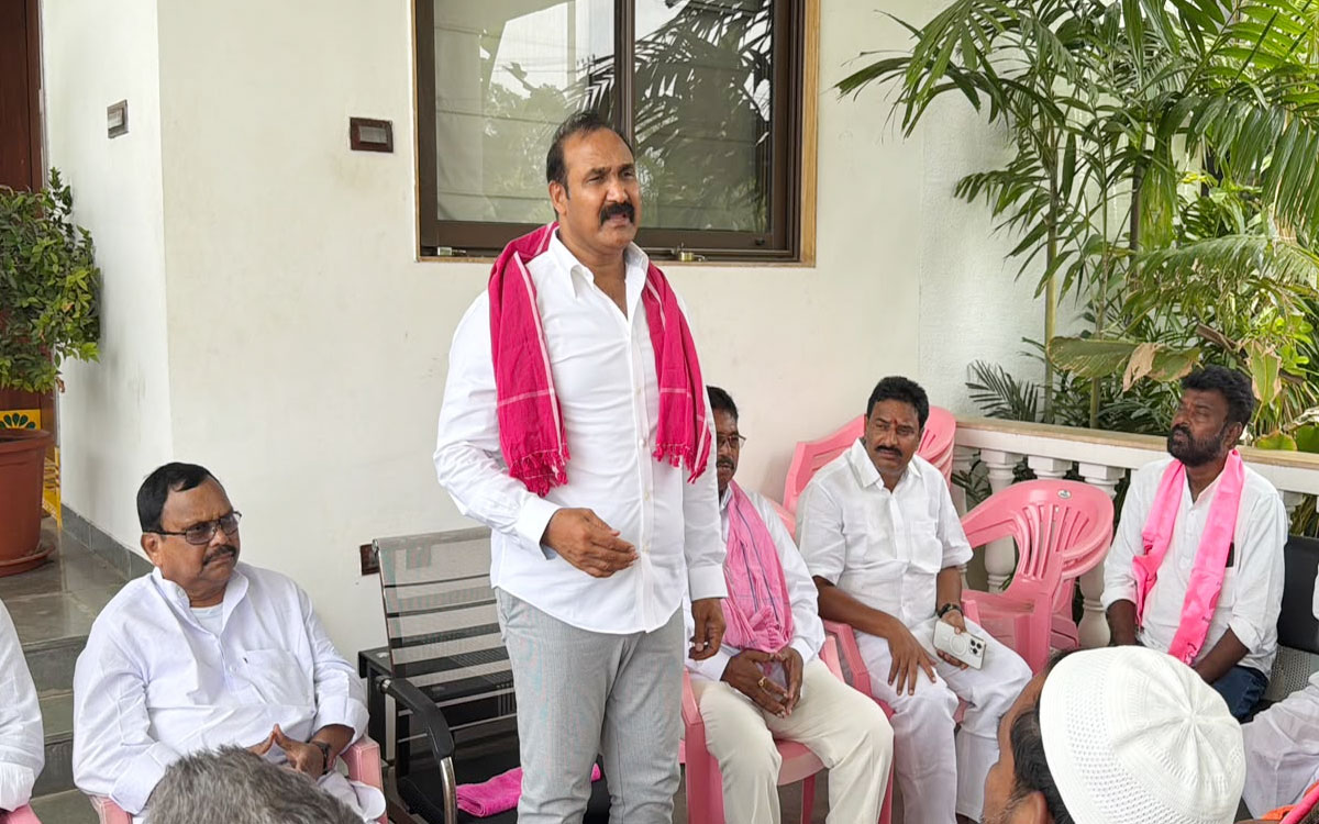 ‘అర్హుల ఓట్లు గల్లంతు కాకుండా అప్రమత్తంగా ఉండాలి’