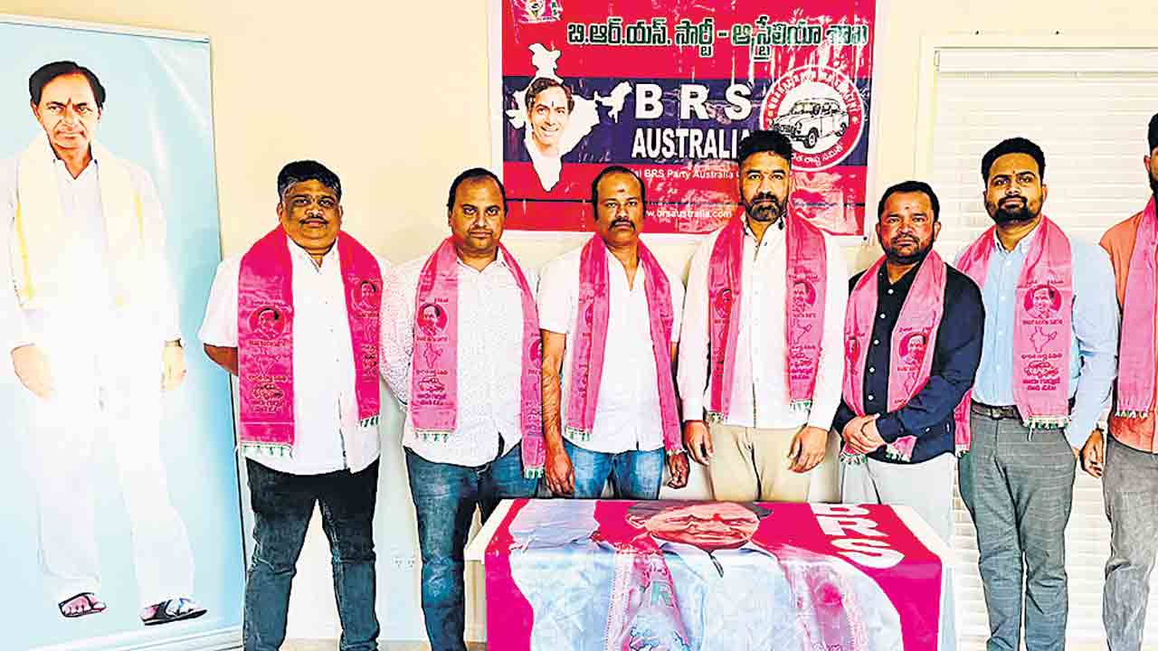 లక్ష్మీనరసింహగుప్తాకు ఘన సన్మానం