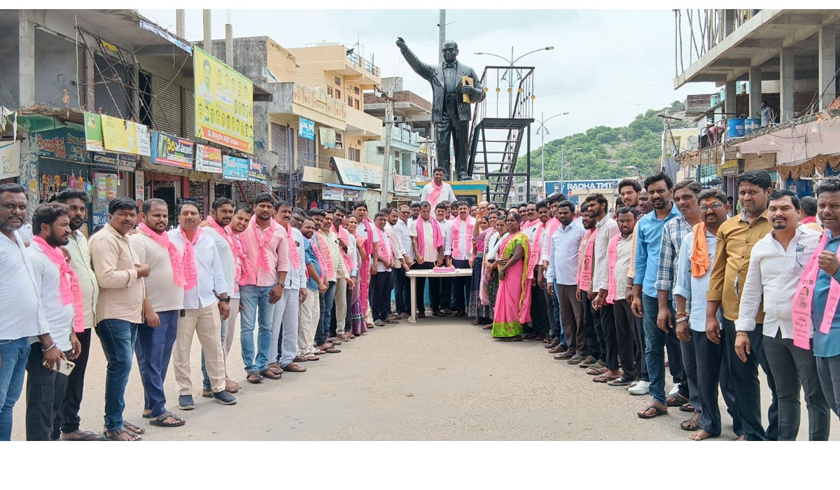 Dharmaram | బీఆర్‌ఎస్‌ ఆధ్వర్యంలో ధర్మారంలో ఘనంగా కేటీఆర్ జన్మదిన వేడుకలు