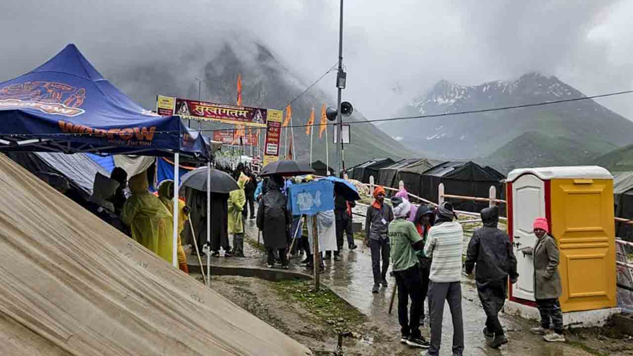 Char Dham Yatra | చార్‌ధామ్‌ యాత్ర తాత్కాలికంగా నిలిపివేత
