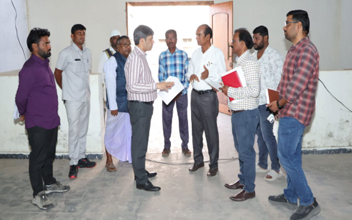 అంబేద్కర్ భవన నిర్మాణ‌ పనులను త్వ‌ర‌గా పూర్తి చేయాలి : కలెక్టర్ అనురాగ్ జయంతి