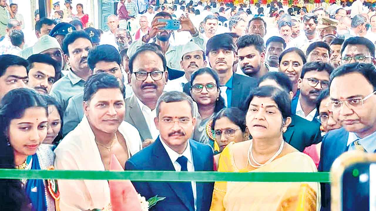 ప్రజల ముంగిట్లోకి న్యాయ సేవలు