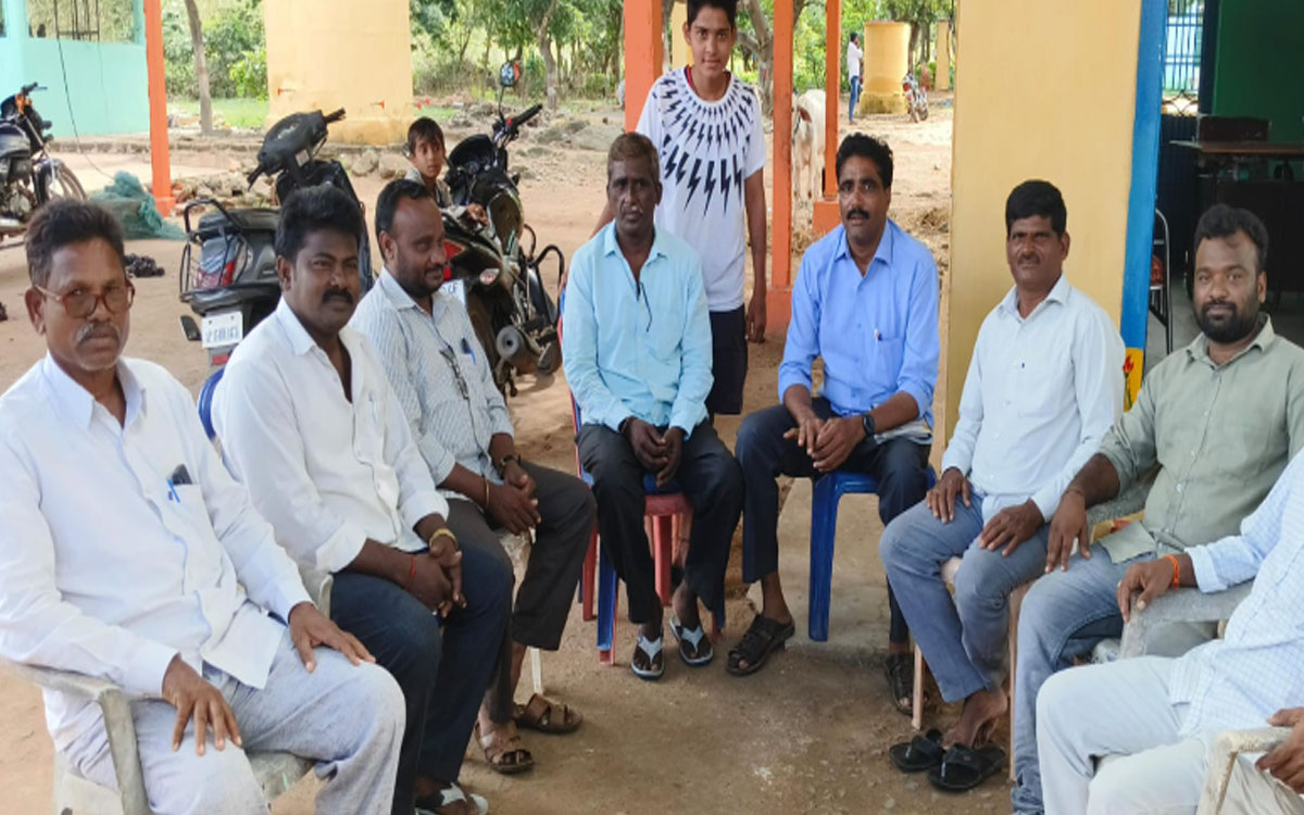 ‘సభలతో సరిపోదు సమస్య పరిష్కరించాలి’