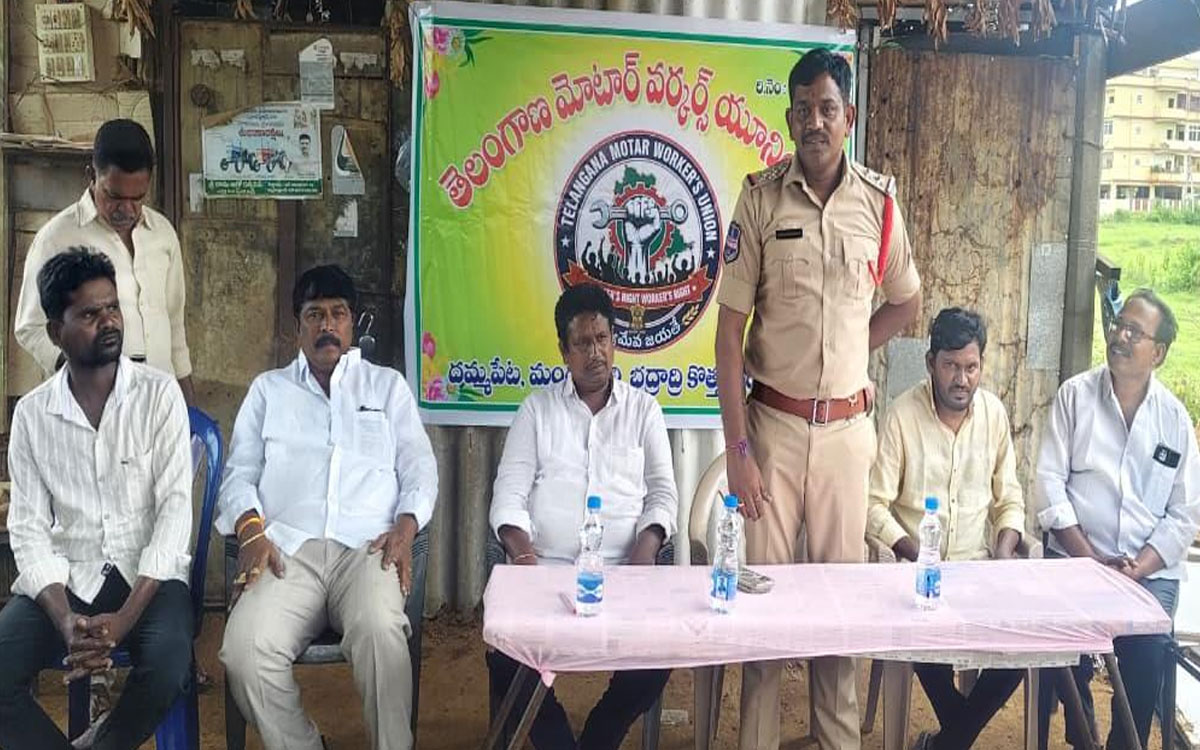 ద‌మ్మ‌పేట‌లో ఘనంగా ప్రపంచ టూ వీల‌ర్‌ మెకానిక్ డే