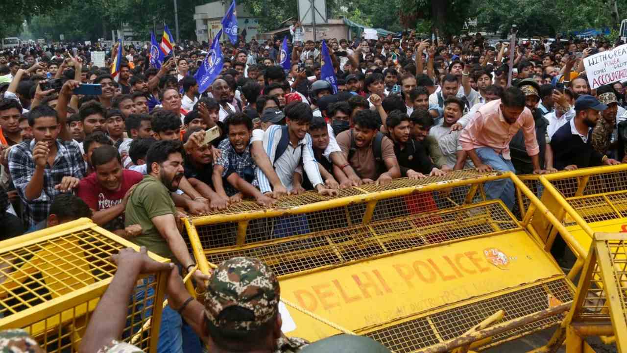 NEET Student Protest | నీట్ పేపర్ లీక్ ఉద్యమంపై బాలీవుడ్ మూవీ.. టైటిల్ ఎంటో తెలుసా?