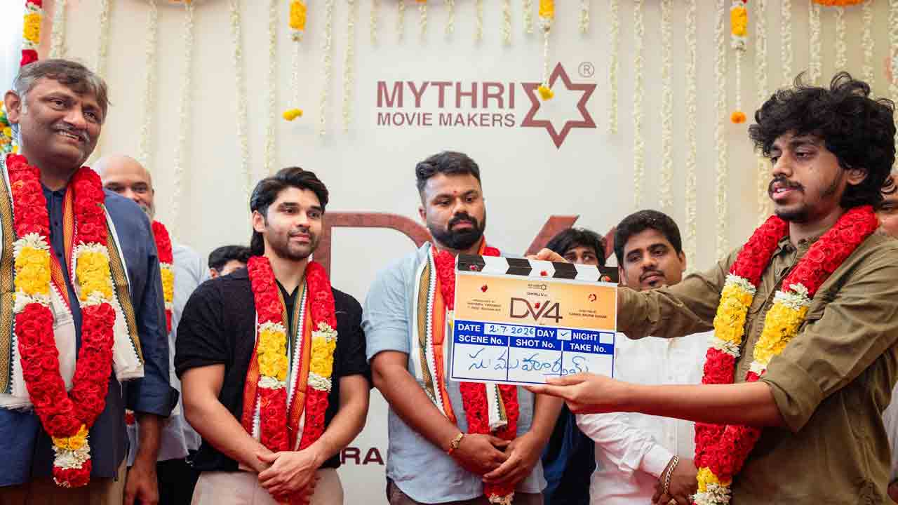 Dhruv Vikram New Movie | మైత్రీ బ్యానర్‌లో విక్రమ్ కొడుకు ధ్రువ్ కొత్త సినిమా.. పూజా కార్యక్రమాలతో గ్రాండ్‌గా ప్రారంభం!