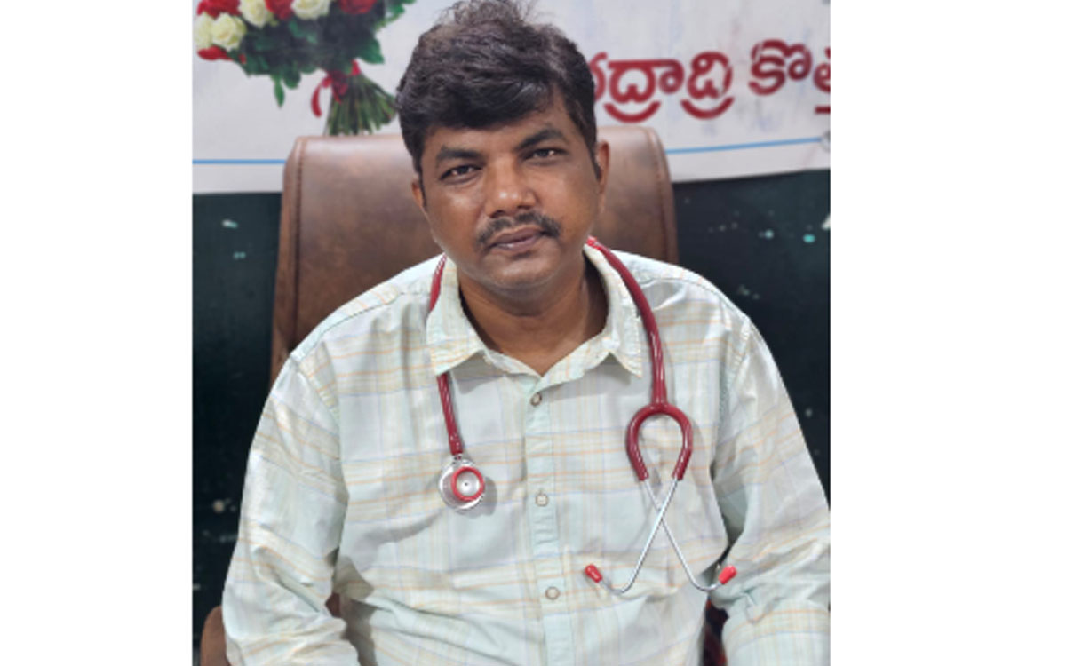 బూర్గంపహాడ్ సీహెచ్‌సీ సూపరింటెండెంట్‌గా ప్రసాద్ బాధ్యతల స్వీకరణ