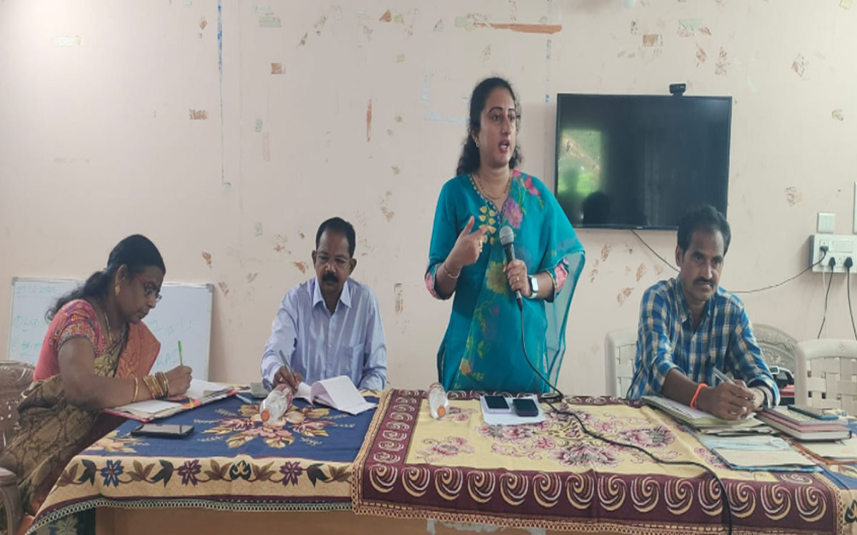 భూగర్భ జలాల సంరక్షణ ప్రతిఒక్కరి బాధ్యత : డీపీఓ అనూష
