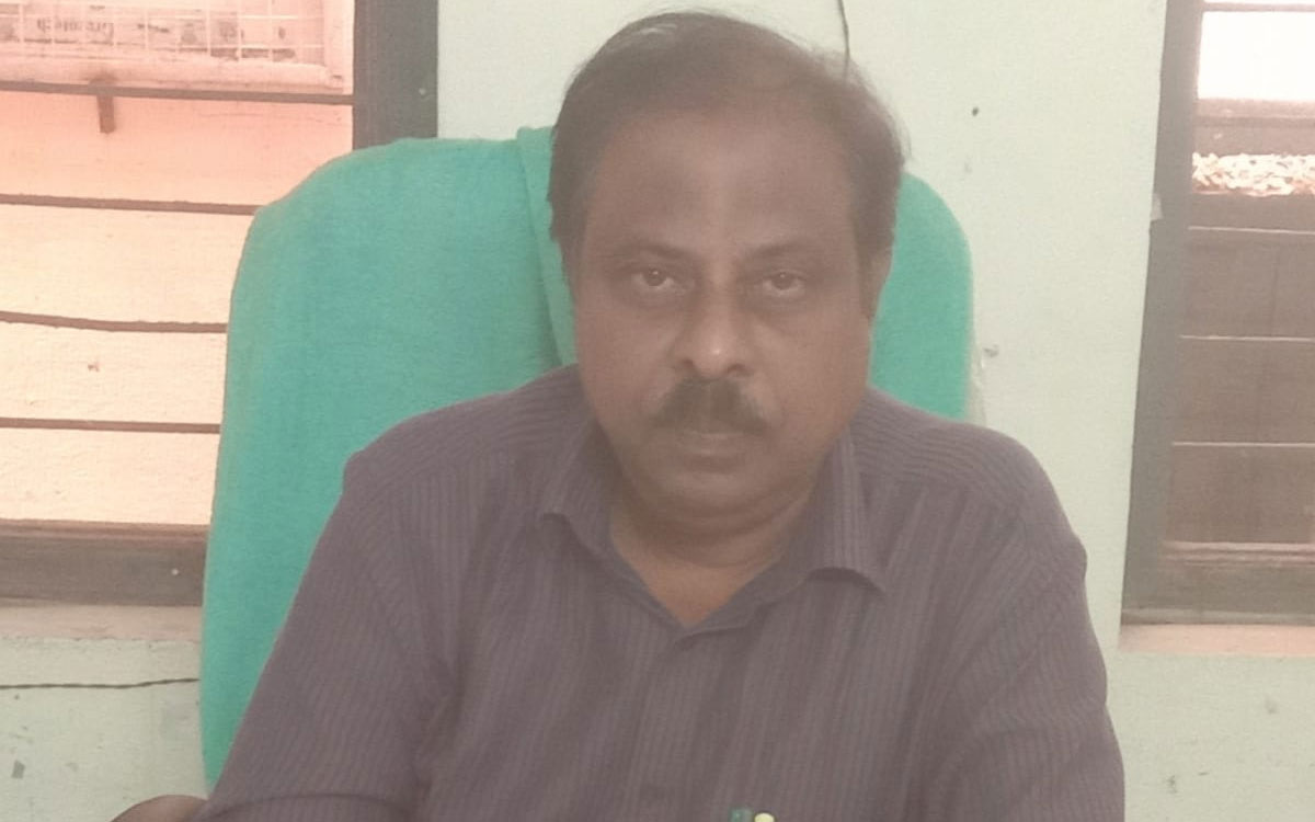 సీఎం చేతుల మీదుగా 'ఇందిరమ్మ' ఇంటి పట్టా అందజేత.. అయినా
